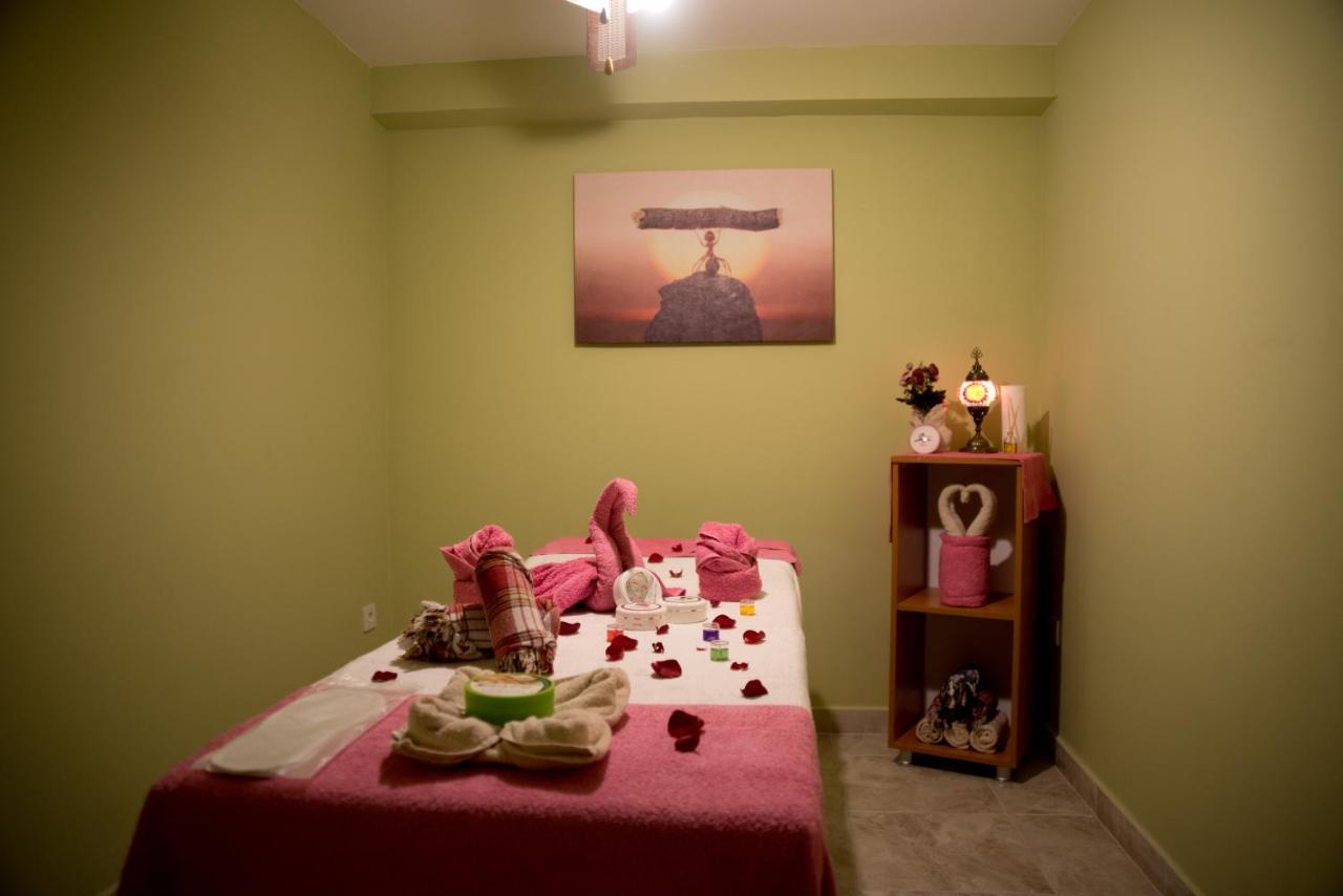 Hotel Mevlana Bazaar Istanboel Buitenkant foto